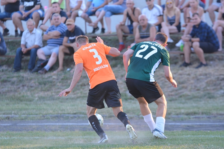 Pierwszy pojedynek Zielonych Rakoszyce w A-klasie