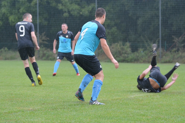 Zjednoczeni Polonia II Szczepanów ulegli drużynie z Bogdaszowic