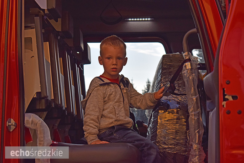 Przywitanie nowego w wozu ratowniczo-gaśniczego w Głosce