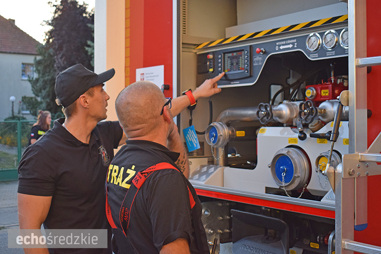 Przywitanie nowego w wozu ratowniczo-gaśniczego w Głosce