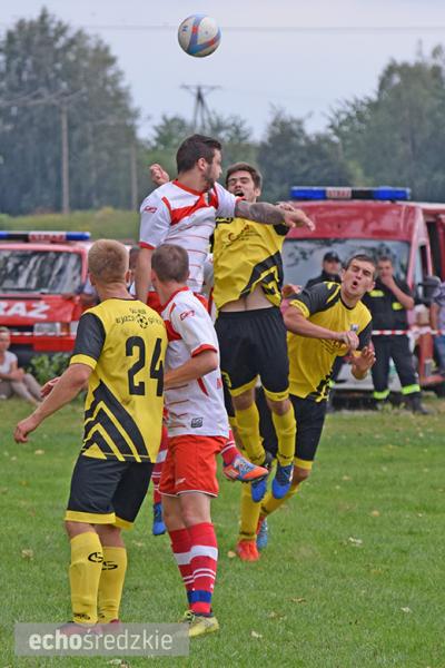 Gama Ujazd Górny - Ikar Miłogostowice 1:6