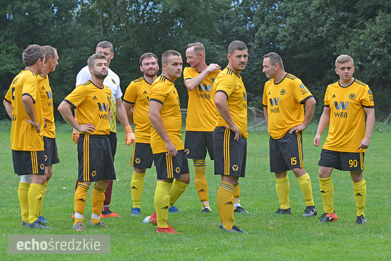 Wilki Różana – Tęcza Kwietno 3:0