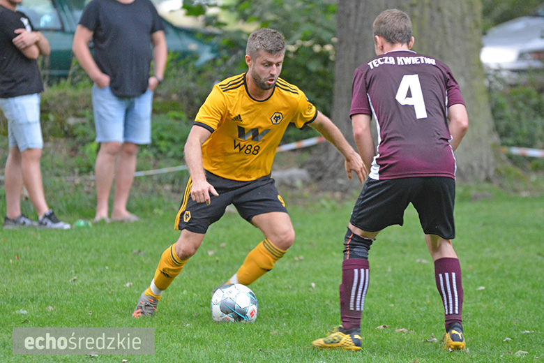 Wilki Różana – Tęcza Kwietno 3:0