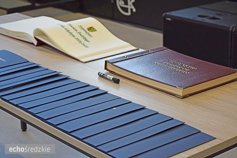 Stypendia Starosty średzkiego wręczone