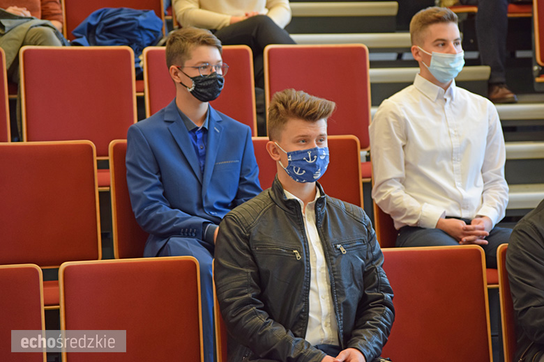 Stypendia Starosty średzkiego wręczone