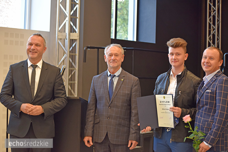 Stypendia Starosty średzkiego wręczone