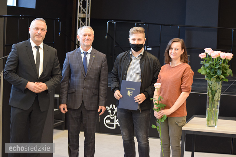 Stypendia Starosty średzkiego wręczone