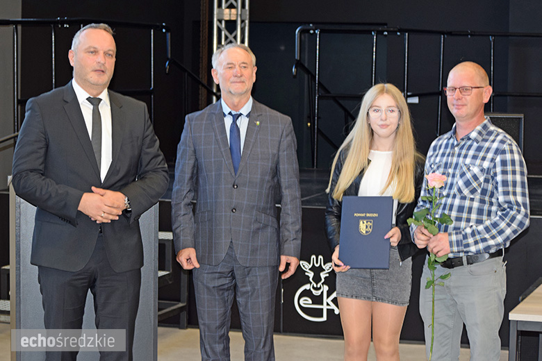 Stypendia Starosty średzkiego wręczone