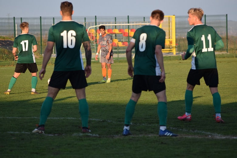 14. kolejka IV ligi Mechanik Brzezina - Sokół Marcinkowice