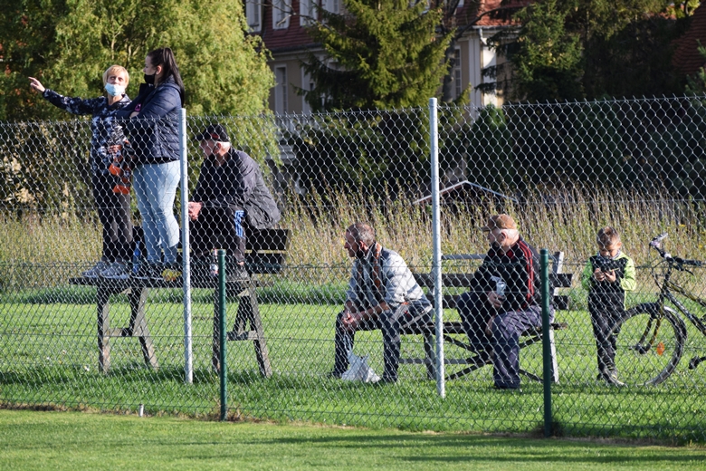 14. kolejka IV ligi Mechanik Brzezina - Sokół Marcinkowice