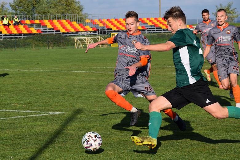 14. kolejka IV ligi Mechanik Brzezina - Sokół Marcinkowice