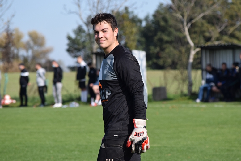 10. kolejka B-klasy Wulkan Ogrodnica - Orzeł Bukówek   