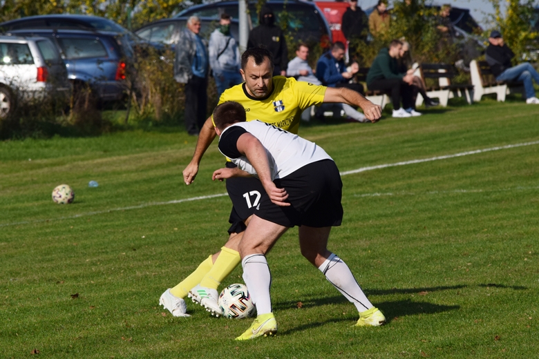 10. kolejka B-klasy Wulkan Ogrodnica - Orzeł Bukówek   