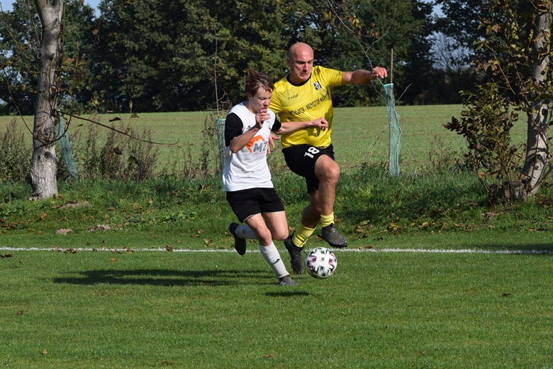 10. kolejka B-klasy Wulkan Ogrodnica - Orzeł Bukówek   