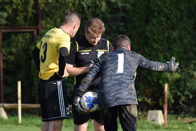 10. kolejka B-klasy Błękitni Chwalimierz - Błyskawica Lenartowice 