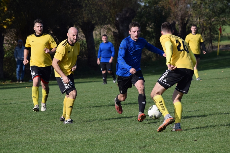 10. kolejka B-klasy Błękitni Chwalimierz - Błyskawica Lenartowice 