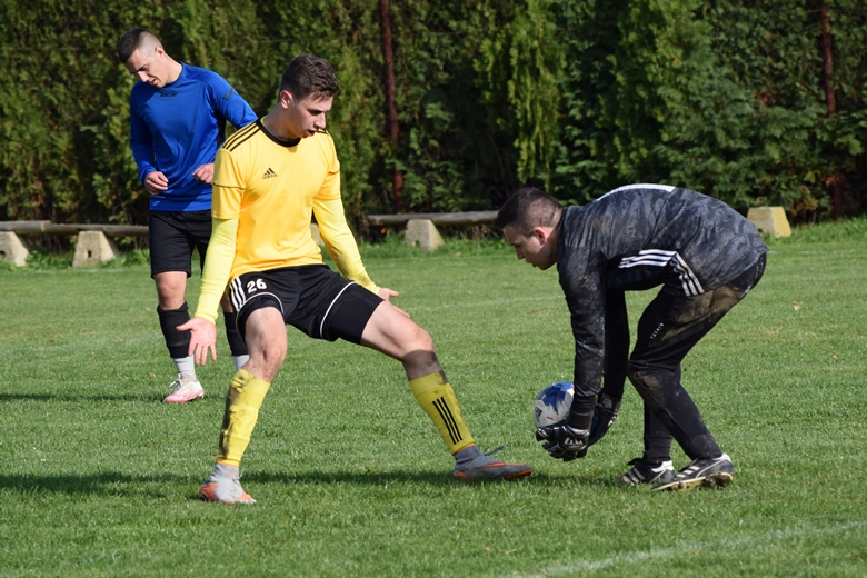 10. kolejka B-klasy Błękitni Chwalimierz - Błyskawica Lenartowice 