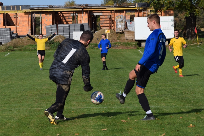 10. kolejka B-klasy Błękitni Chwalimierz - Błyskawica Lenartowice 