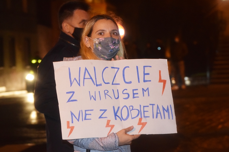 Średzianie wyrazili swój sprzeciw wobec orzeczenia TK