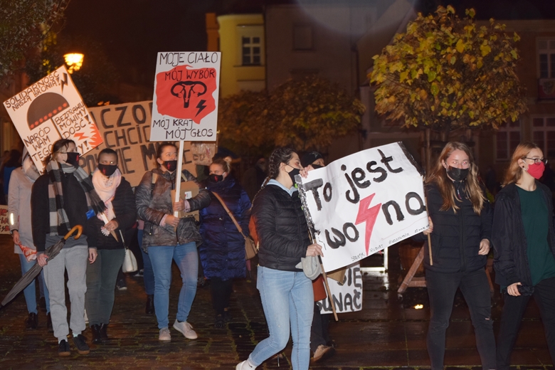 Średzianie wyrazili swój sprzeciw wobec orzeczenia TK