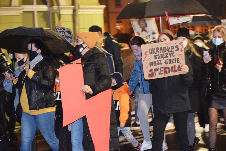 Średzianie wyrazili swój sprzeciw wobec orzeczenia TK