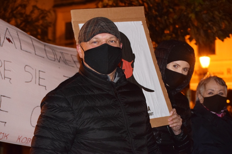 Średzianie wyrazili swój sprzeciw wobec orzeczenia TK