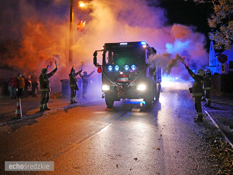 Jednostka OSP Udanin odebrała nowy samochód ratowniczo-gaśniczy