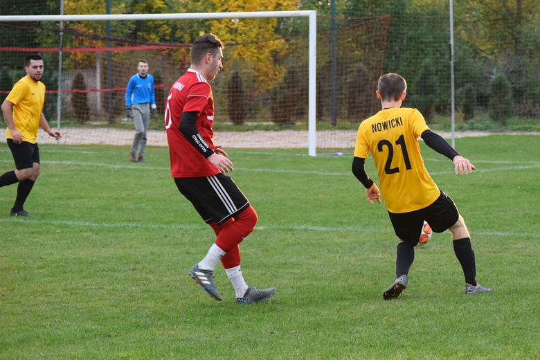 11. kolejka B-klasy Pagel Komorniki vs Augustyn Wrocław 