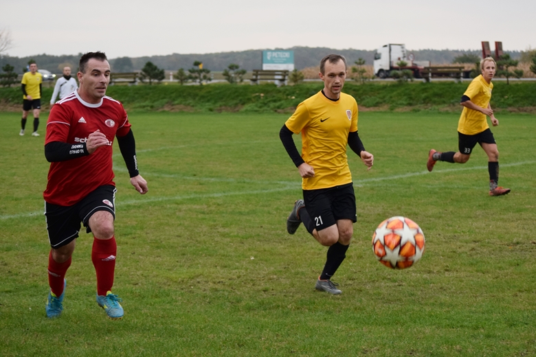 11. kolejka B-klasy Pagel Komorniki vs Augustyn Wrocław 