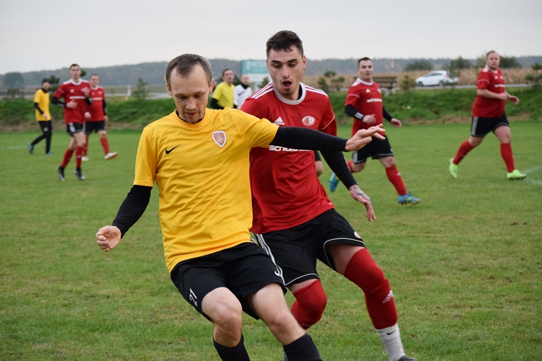 11. kolejka B-klasy Pagel Komorniki vs Augustyn Wrocław 