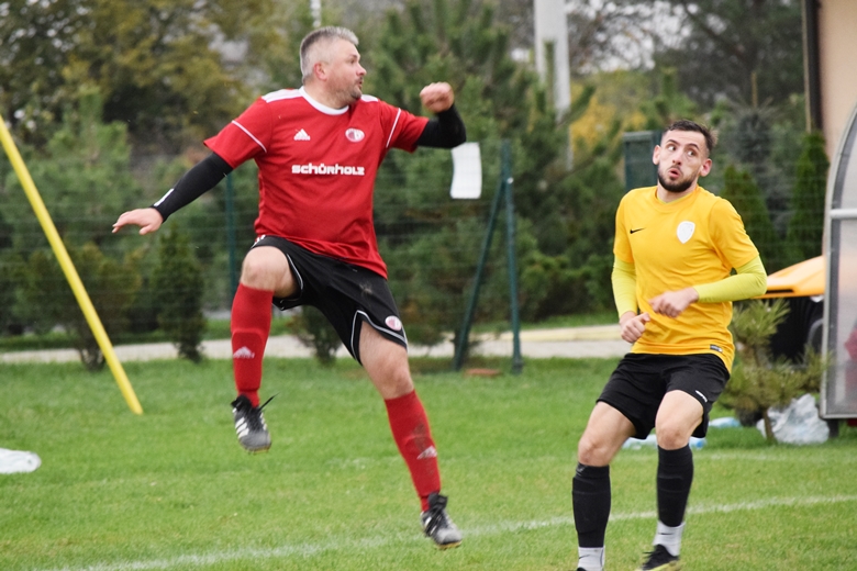 11. kolejka B-klasy Pagel Komorniki vs Augustyn Wrocław 