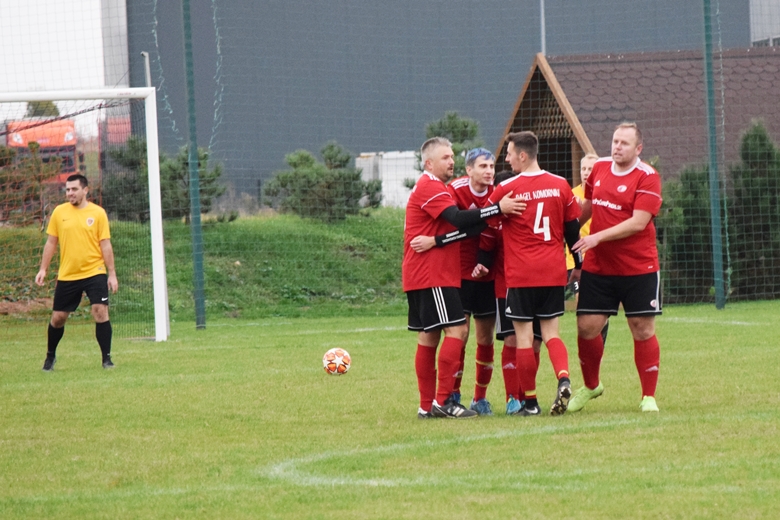 11. kolejka B-klasy Pagel Komorniki vs Augustyn Wrocław 