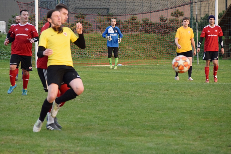 11. kolejka B-klasy Pagel Komorniki vs Augustyn Wrocław 