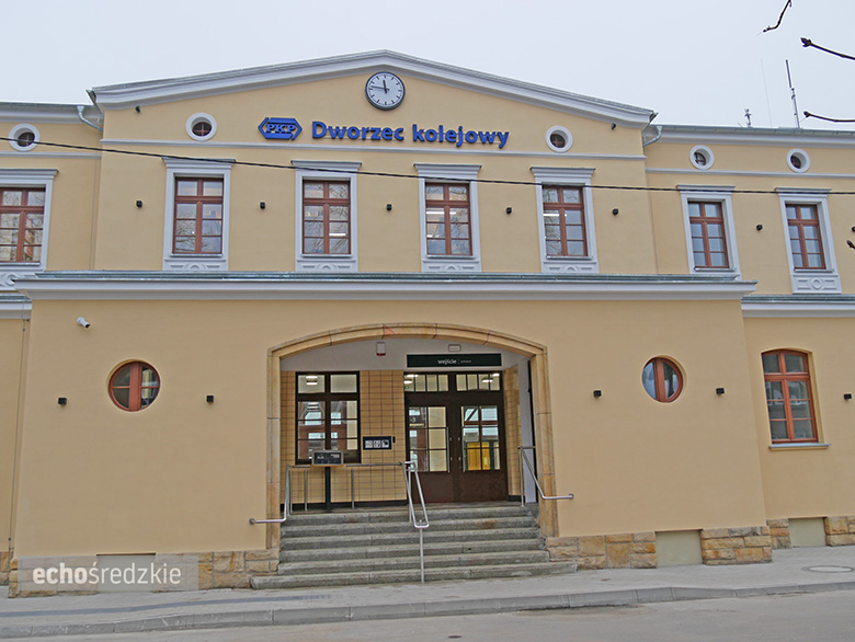 Dworzec w Malczycach po remoncie
