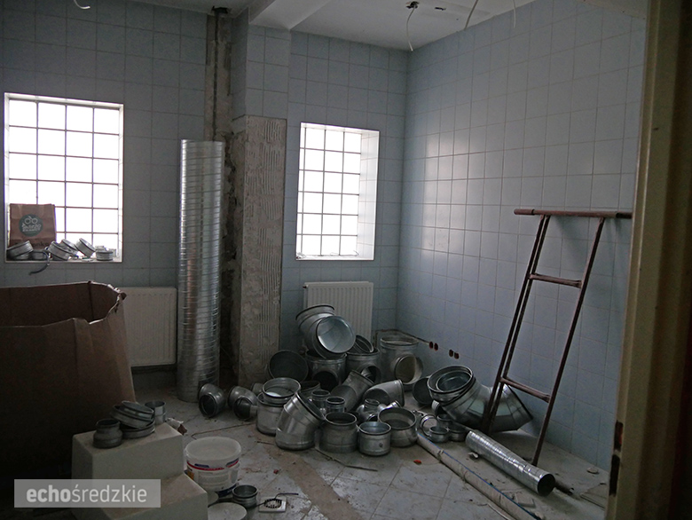 Remont budynku szpitala trwa