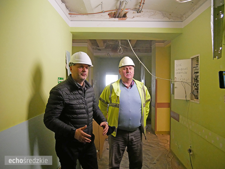 Remont budynku szpitala trwa