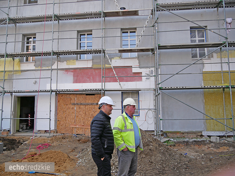 Remont budynku szpitala trwa