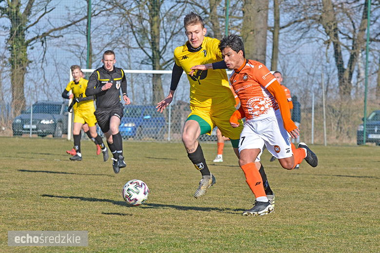 Mechanik Brzezina - Orzeł Prusice