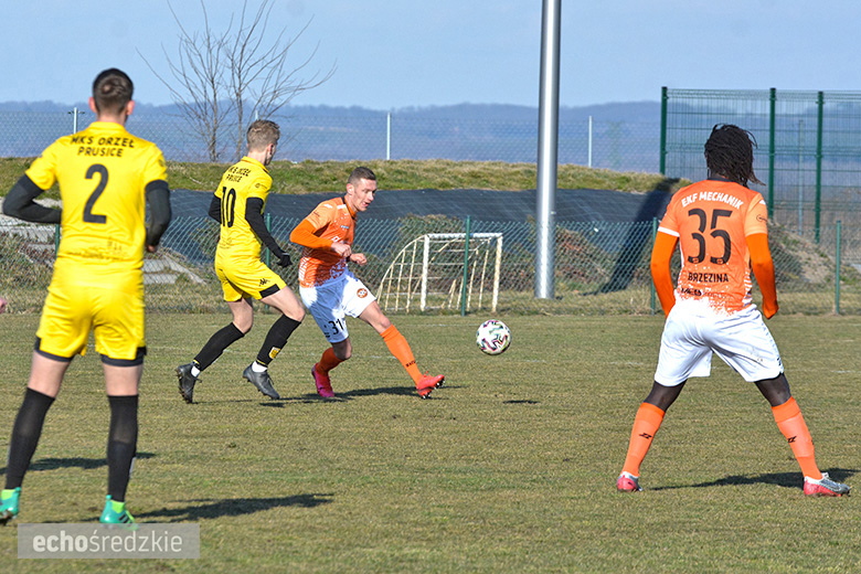 Mechanik Brzezina - Orzeł Prusice