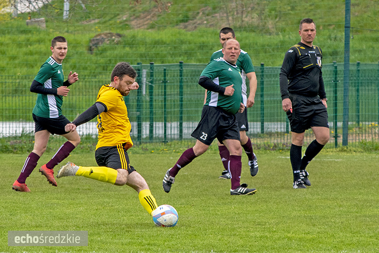 Tęcza Kwietno - Wilki Różana 2:4