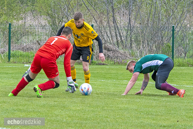 Tęcza Kwietno - Wilki Różana 2:4