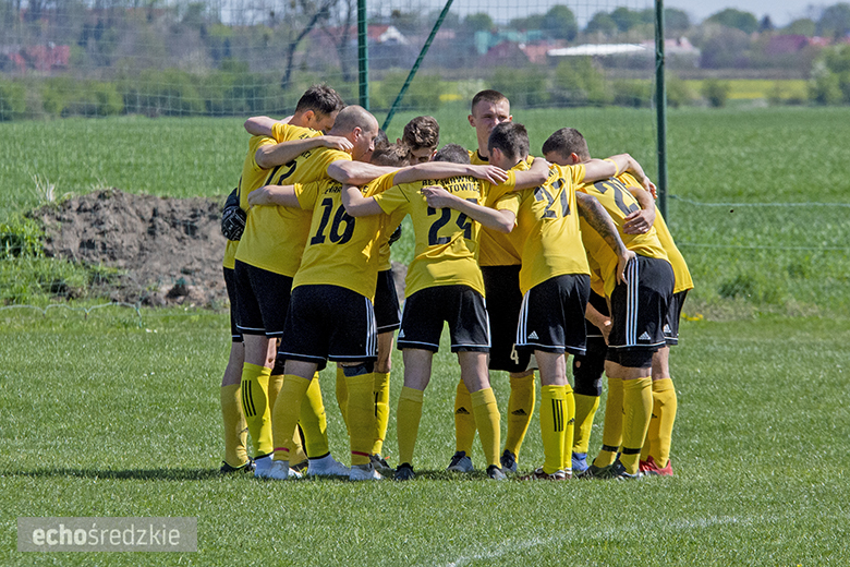 Piast Lutynia - Błyskawica Lenartowice 2:2