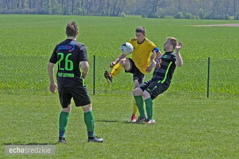 Piast Lutynia - Błyskawica Lenartowice 2:2