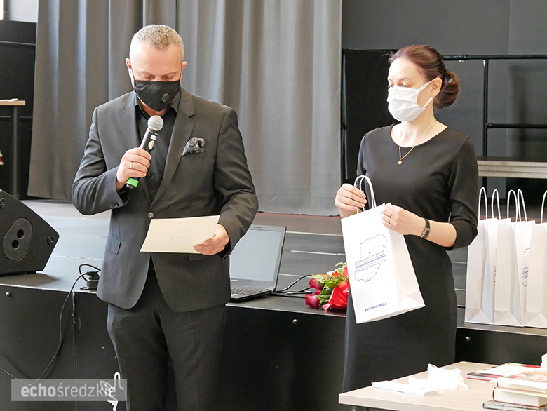 Tegoroczni maturzyści odebrali świadectwa