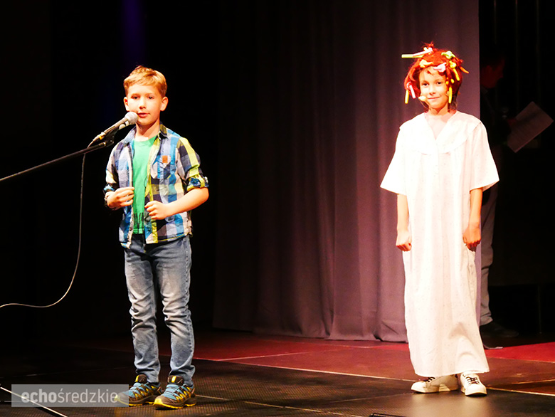 "Jeszcze wszystko będzie normalnie" piękny spektakl w reżyserii Agnieszki i Michała Gawlińskich