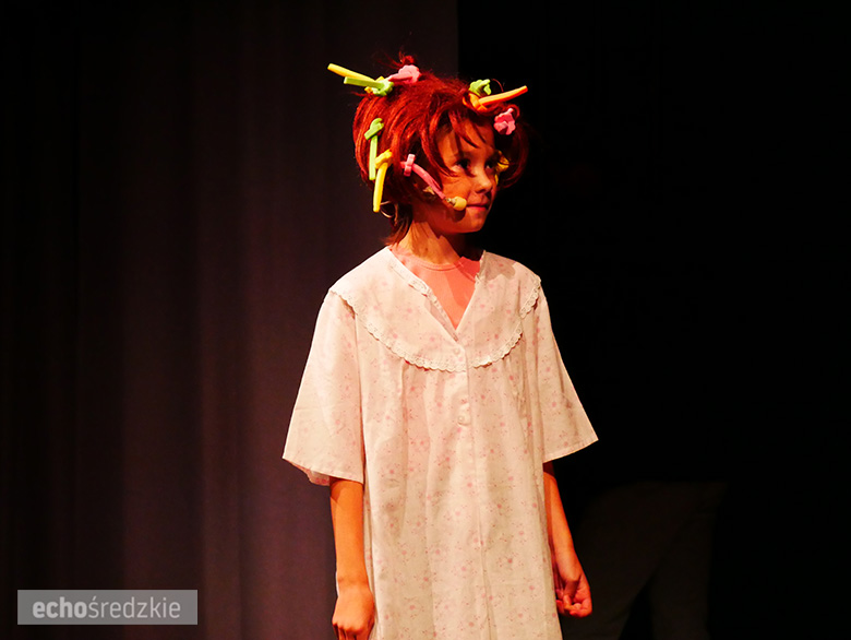 "Jeszcze wszystko będzie normalnie" piękny spektakl w reżyserii Agnieszki i Michała Gawlińskich