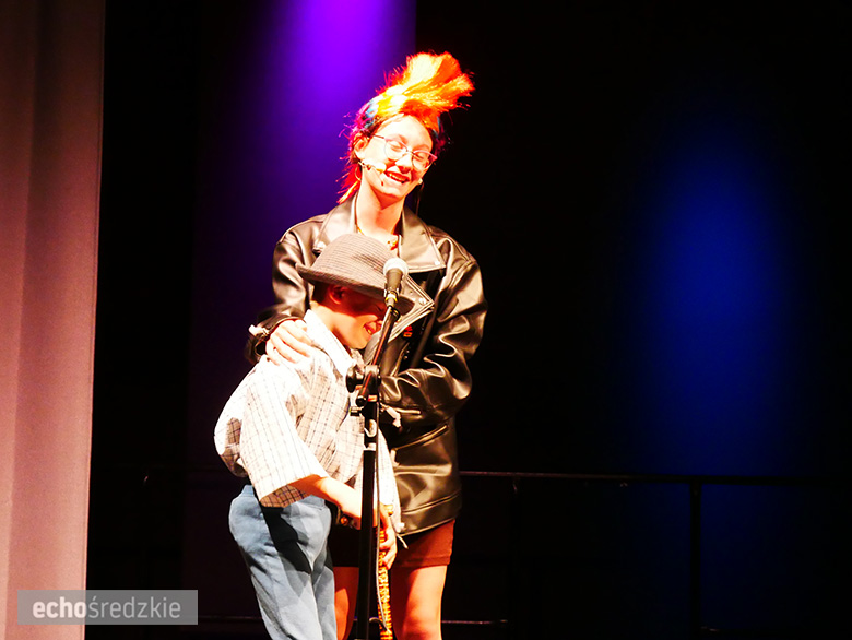 "Jeszcze wszystko będzie normalnie" piękny spektakl w reżyserii Agnieszki i Michała Gawlińskich