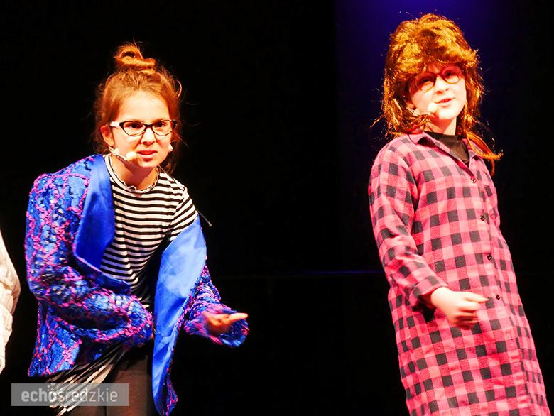 "Jeszcze wszystko będzie normalnie" piękny spektakl w reżyserii Agnieszki i Michała Gawlińskich