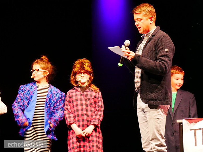 "Jeszcze wszystko będzie normalnie" piękny spektakl w reżyserii Agnieszki i Michała Gawlińskich