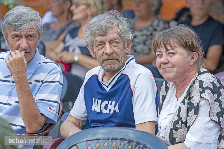 Janusz Cedro zaśpiewał na średzkim rynku